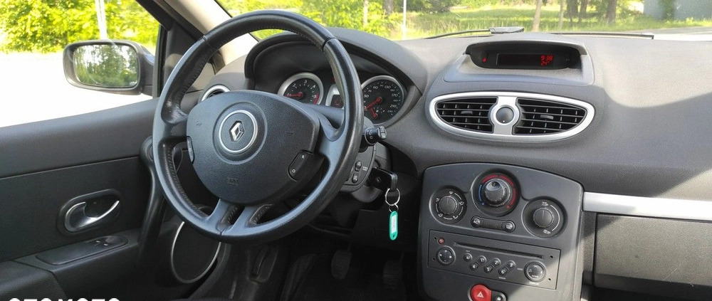 Renault Clio cena 5300 przebieg: 167000, rok produkcji 2006 z Osiek małe 106